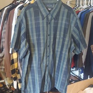 Haggar Men's Casual Green and Blue Plaid Shirt